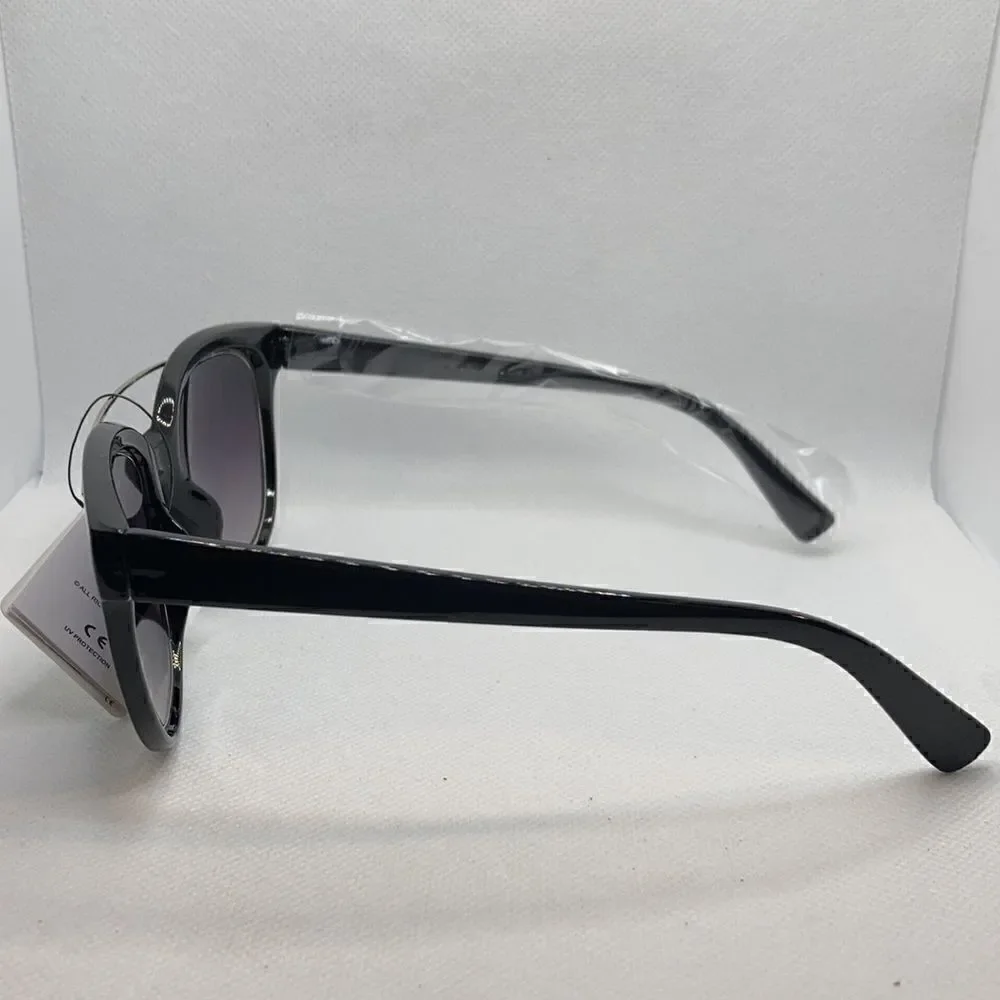 Eyedentification Brow Bar Women’s Black Frame Sunglasses